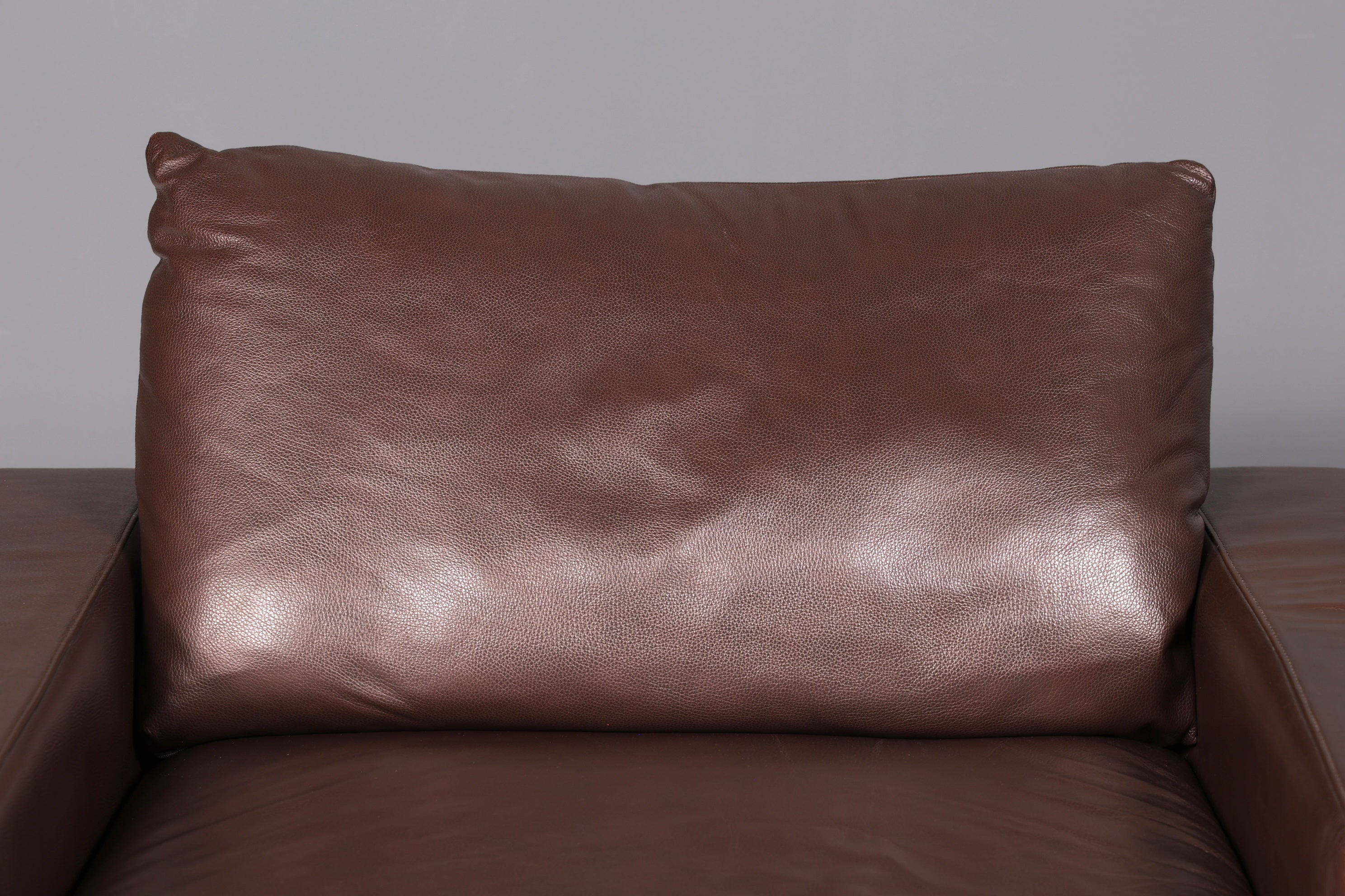 Magnifique méridienne Stressless E200 en cuir véritable marron, chaise longue avec ottomane, canapé en cuir et fauteuil relax vintage