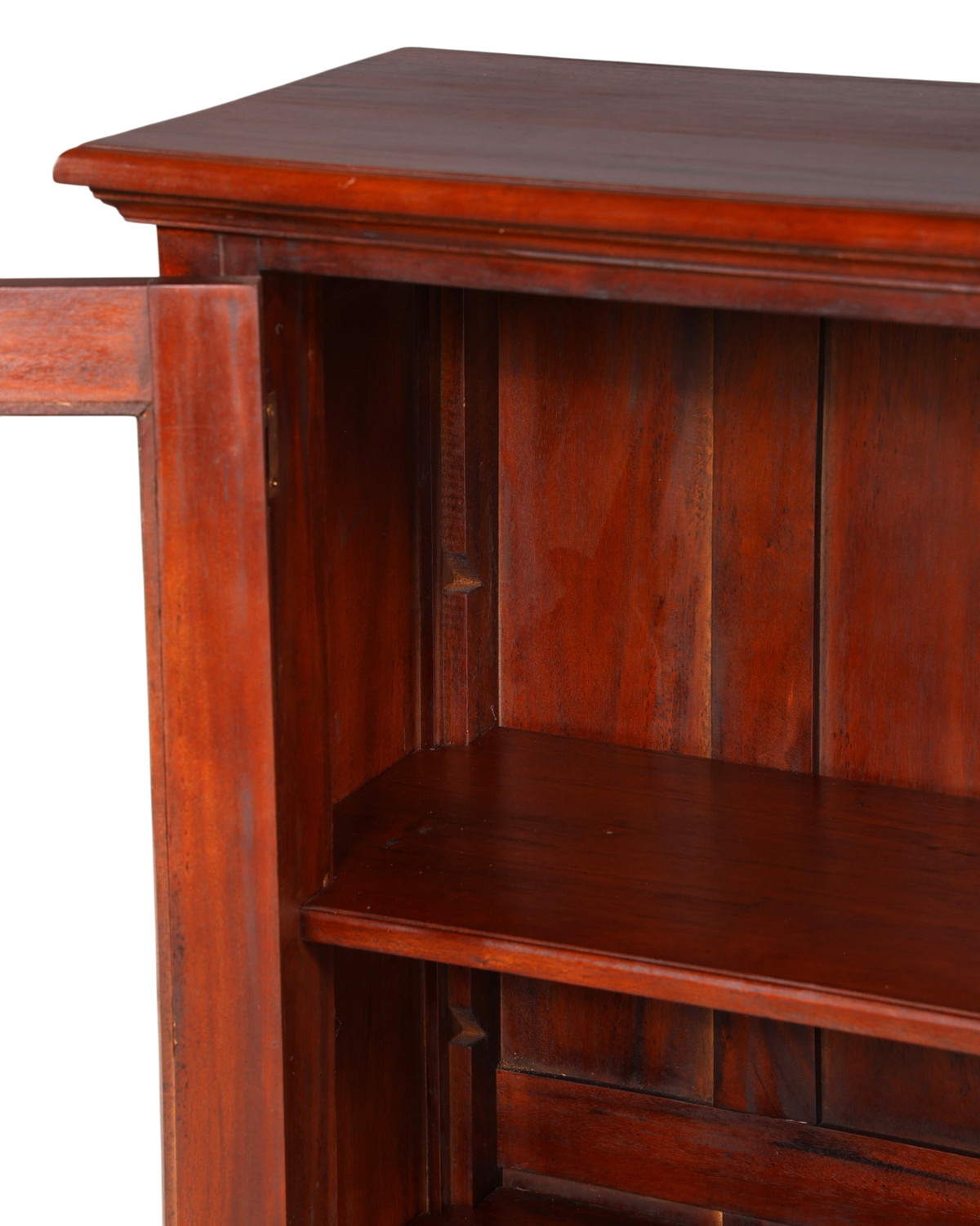 Hauptstadt Möblerei Vitrinenschrank aus dunklem Holz mit H849 Finish und sichtbarer Maserung