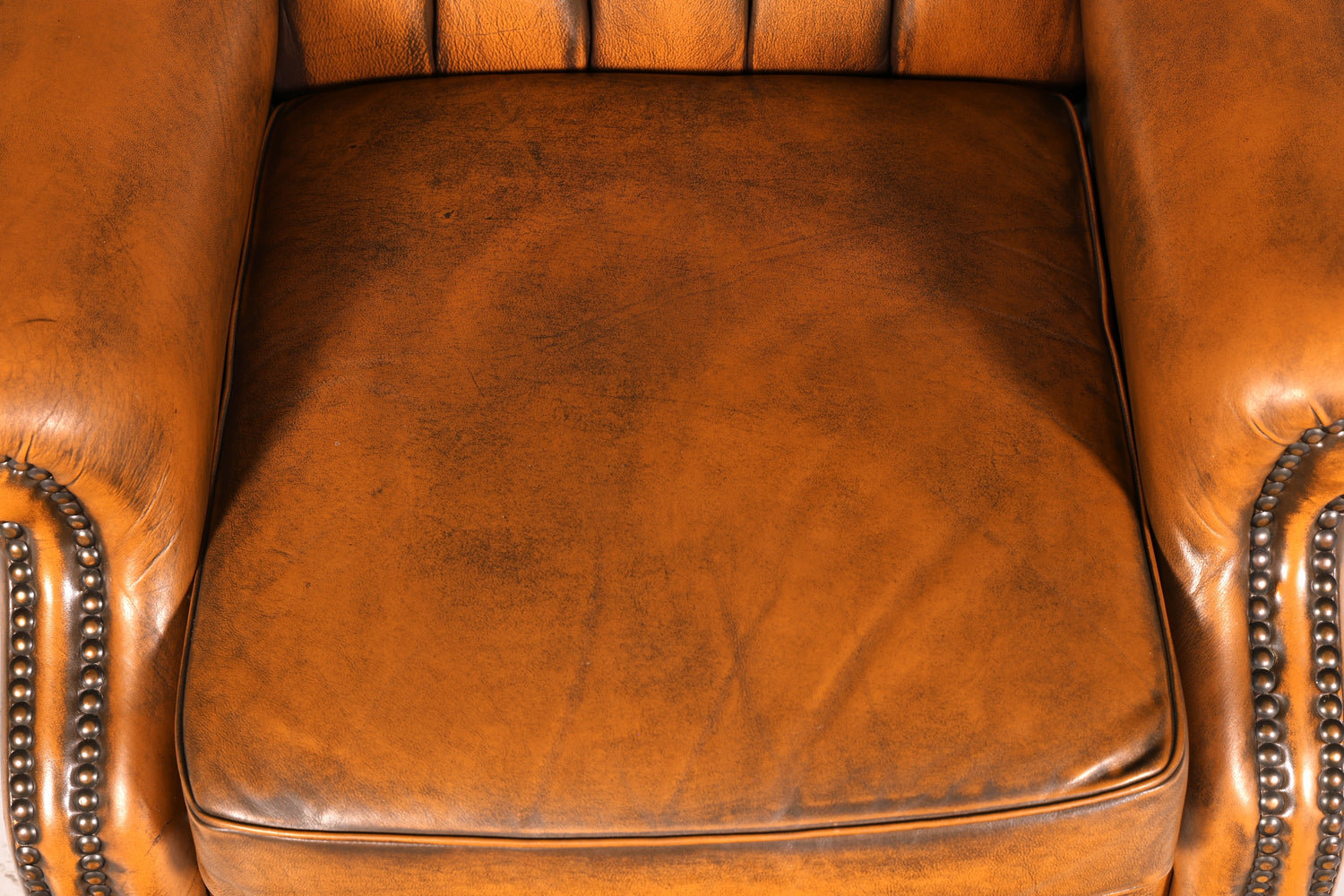 Fauteuil à oreilles Chesterfield original en cuir véritable, fauteuil club anglais en cuir, fauteuil inclinable en cuir souple, style antique vintage