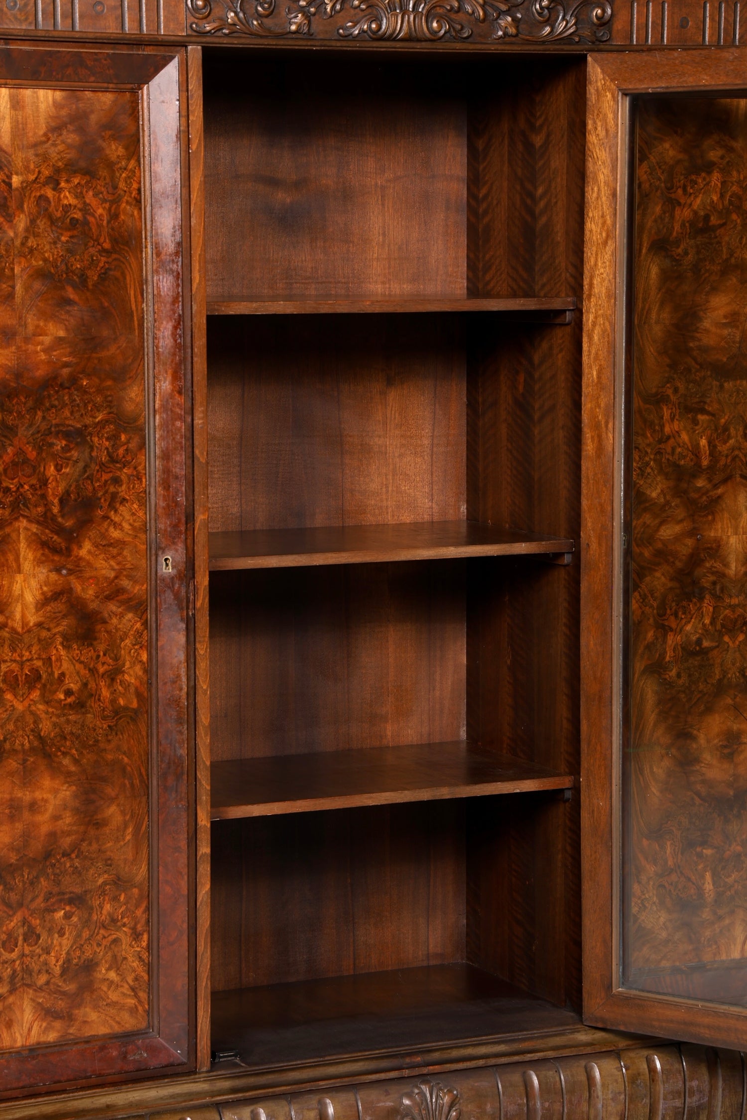 Impressionnante bibliothèque vitrine néo-Renaissance de style Gründerzeit, meuble de bureau, buffet, armoire antique en bois massif