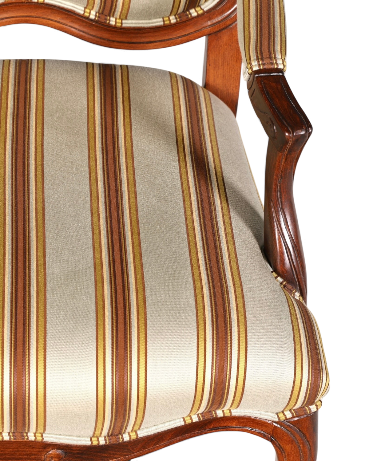 Hauptstadt Möblerei Drexel Heritage Monica Chair Armlehnsessel mit gestreiftem Stoffbezug und dunklem Holzrahmen