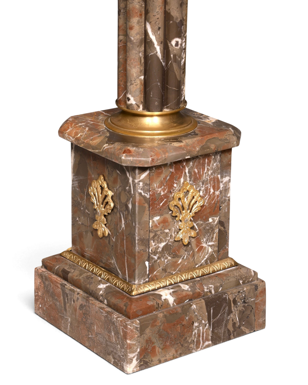 Hauptstadt Möblerei Marmorsäule mit braunem Stein, goldenen Verzierungen und quadratischem Sockel, 90 cm hoch