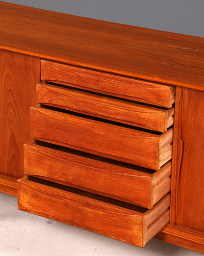 Wunderschönes Dyrlund Mid Century Sideboard Teak Danish Design Schrank Kommode Vintage