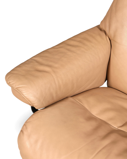 Hauptstadt Möblerei Stressless Sunrise Relaxsessel aus beigem Echtleder mit weicher Polsterung und Armlehne