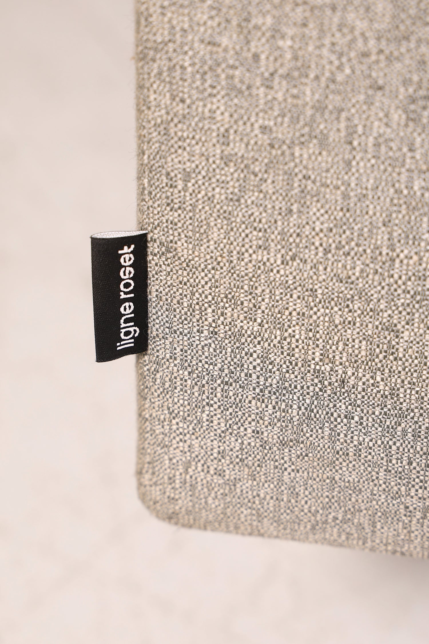 Wunderschönes Sofa der Marke Ligne Roset Grau Echtleder &amp; Stoff Couch Designer Sofa Wohnzimmer