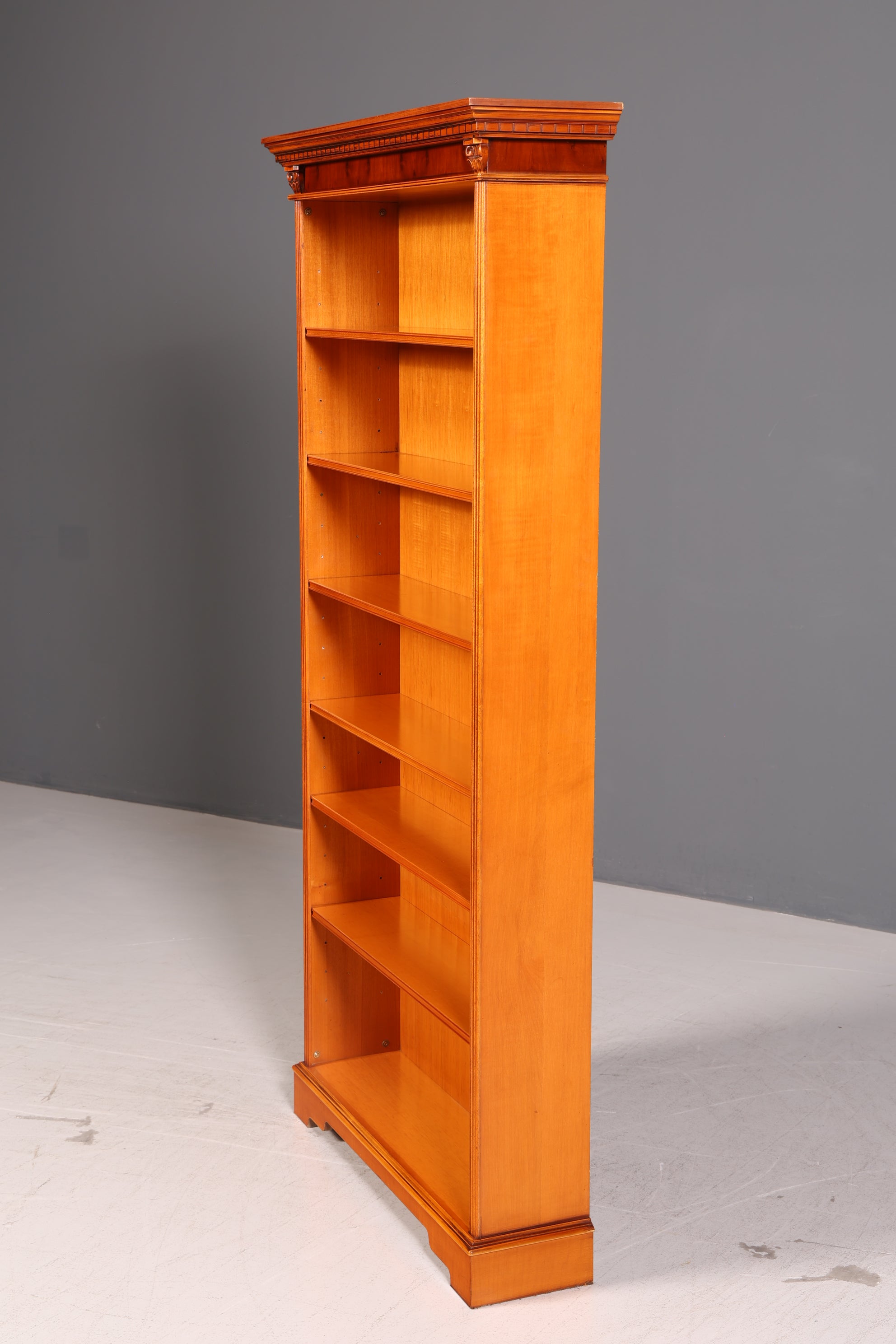 Wunderschönes Englisches Bücherregal Eibe Regal Bookshelf Buchablage Massivholz Antik Vintage