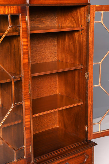 Beeindruckende Englische Vitrine Mahagoni Bibliothek Bücherschrank Glasvitrine Buffet Schrank Antik Vintage