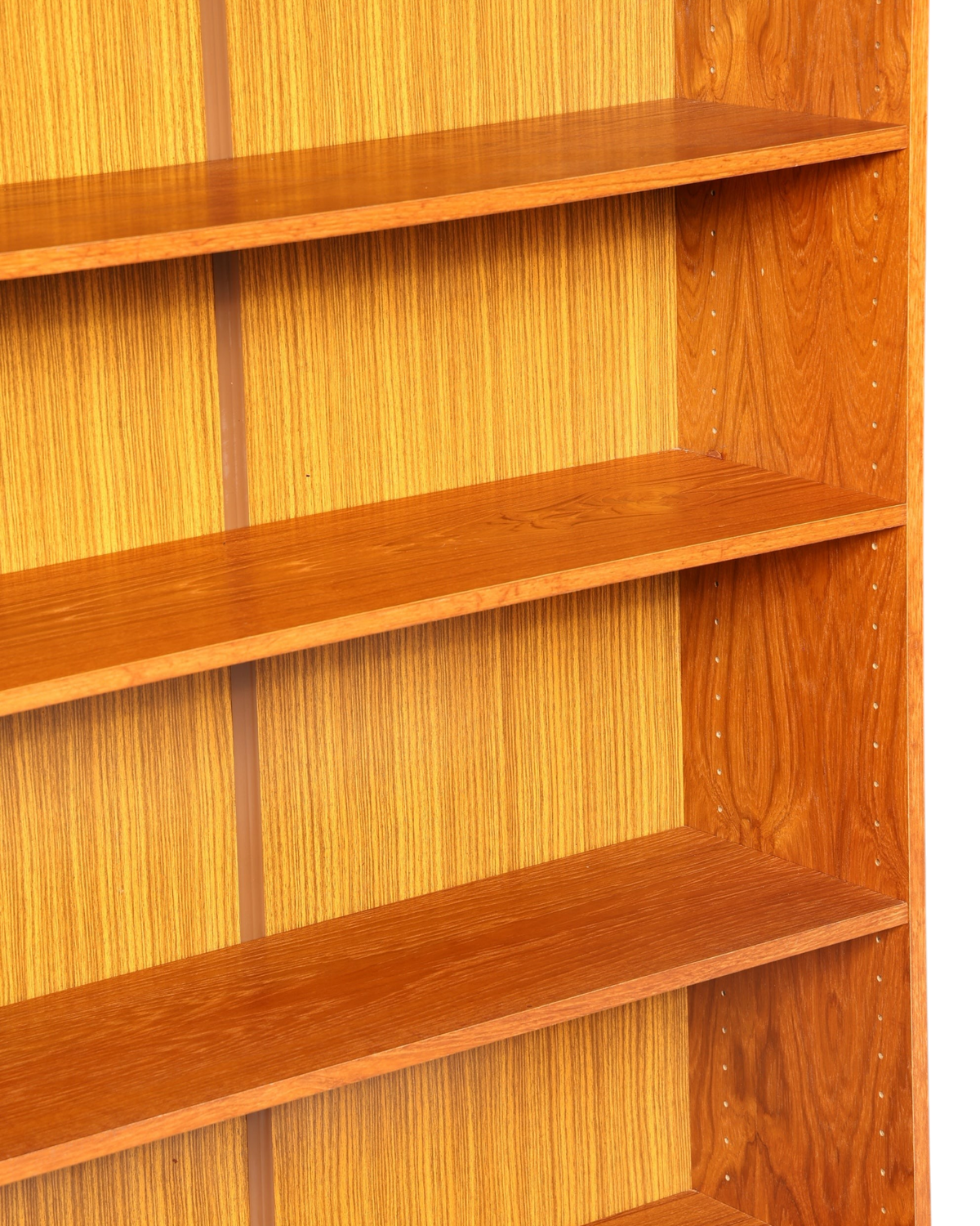 Hauptstadt Möblerei Mid Century Regal aus Holz mit höhenverstellbaren Einlegeböden im Vintage-Stil der 60er Jahre