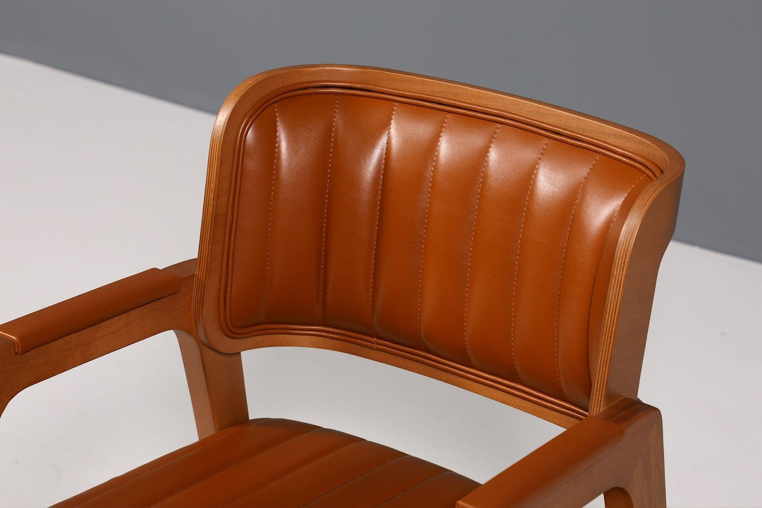 Edler Armlehnstuhl "LIMA" Cognac Esszimmerstuhl mit Korbgeflecht Polsterstuhl Armlehnstuhl Sekretär Stuhl