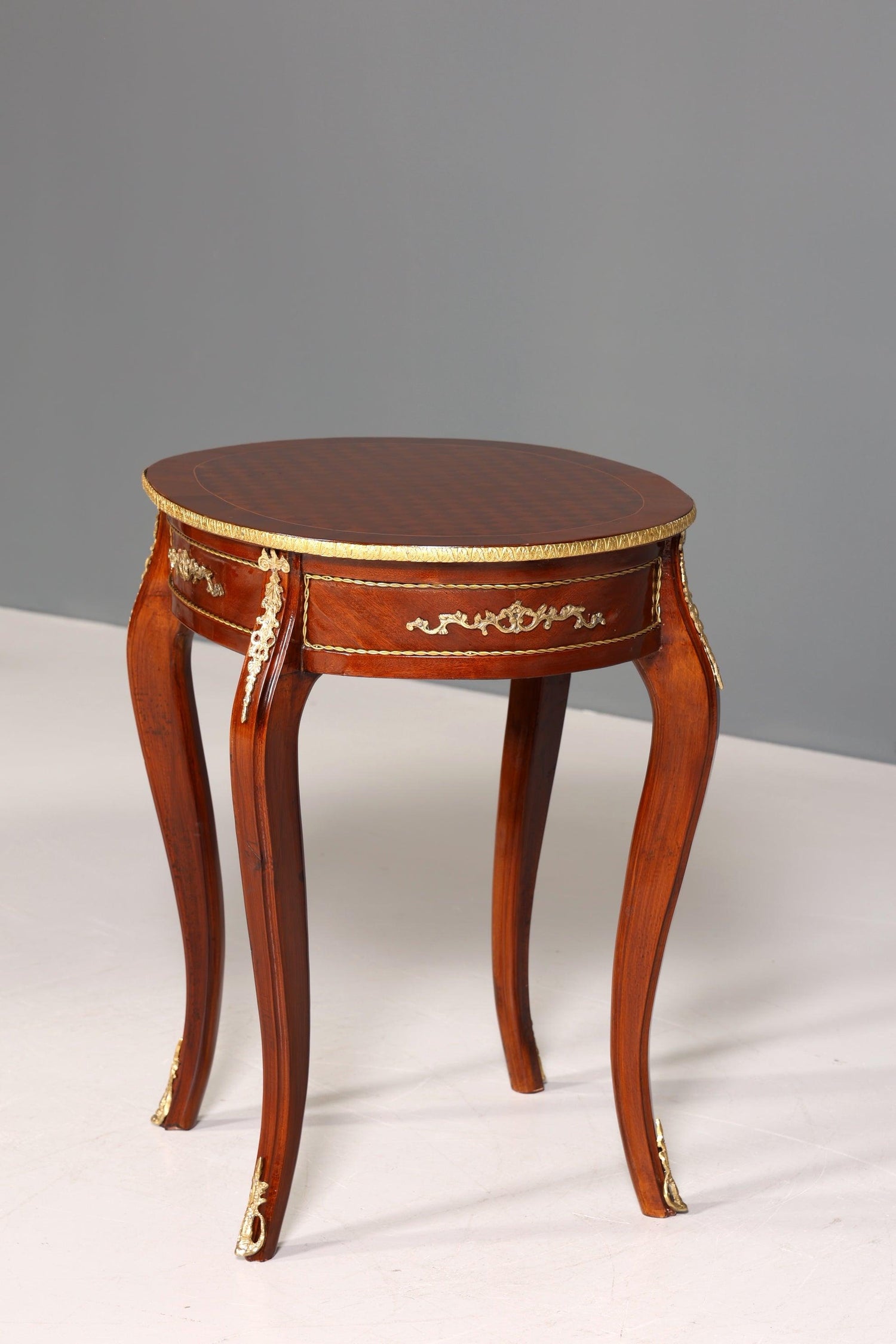 Traumhafter Barock Louis XV Stil Beistelltisch Antik Stil Ablage