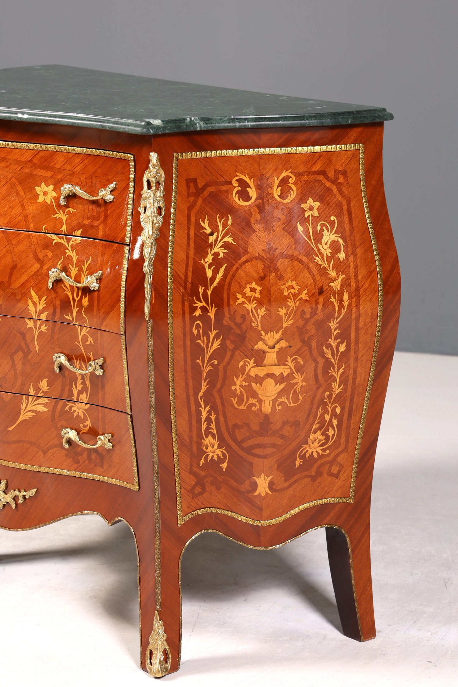 Stilvolle Bauchige Barock Kommode Messing Marmor Louis XV Sideboard Antik Stil