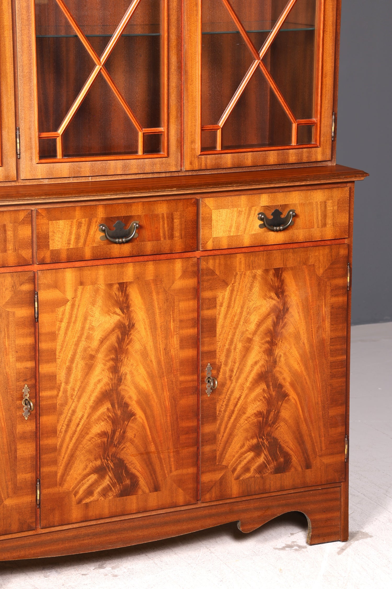 Wunderschöne Englische Vitrine Bibliothek Bücherschrank Glasvitrine Buffet Schrank Echt Holz Antik Vintage