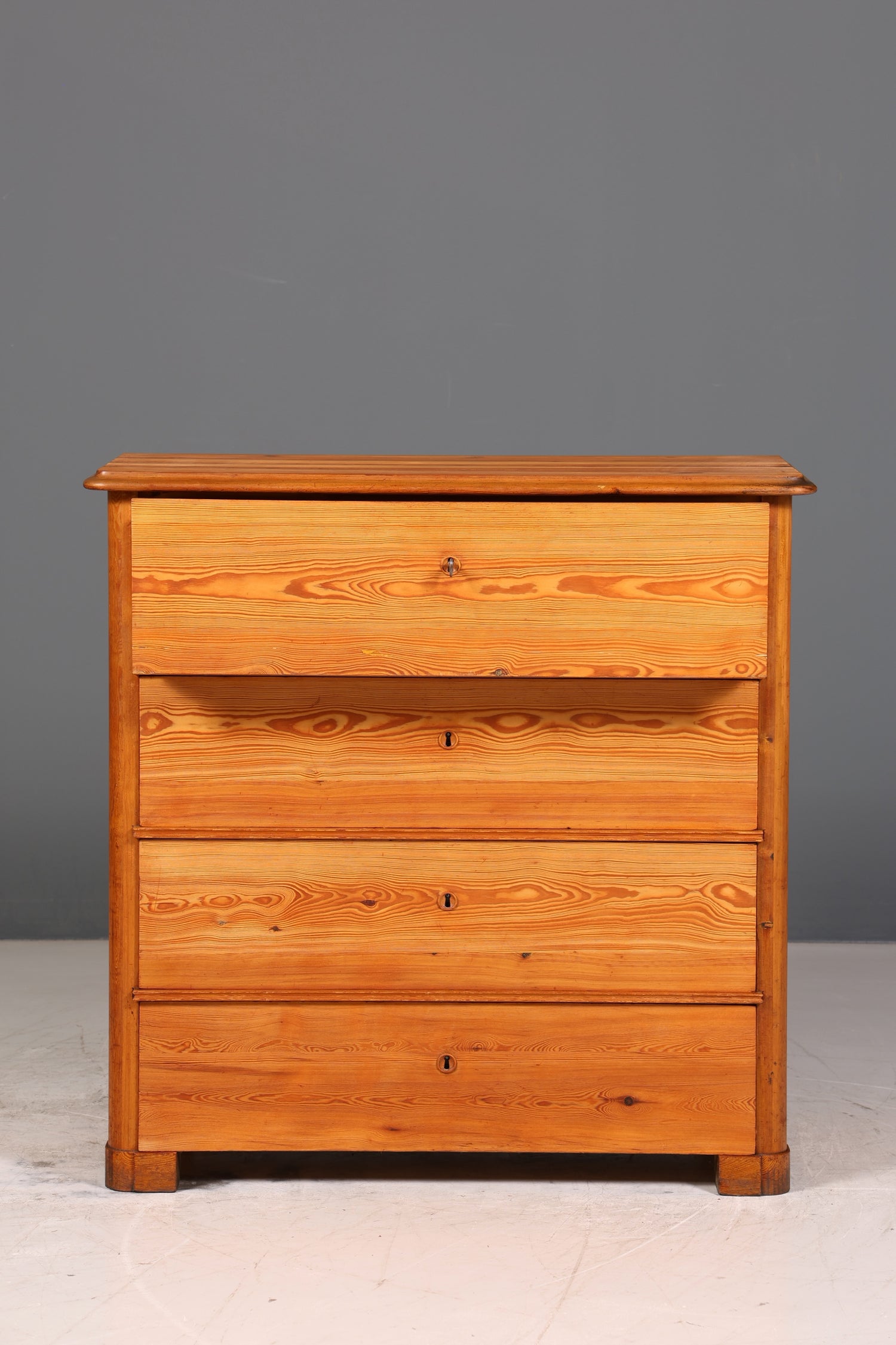 Stilvolle Biedermeier Kommode Antik Schrank Schubladenkommode Weichholz Wäschekommode