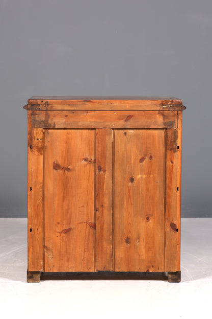 Élégante commode, buffet Louis Philippe Gründerzeit (fin XIXe siècle), vers 1880.