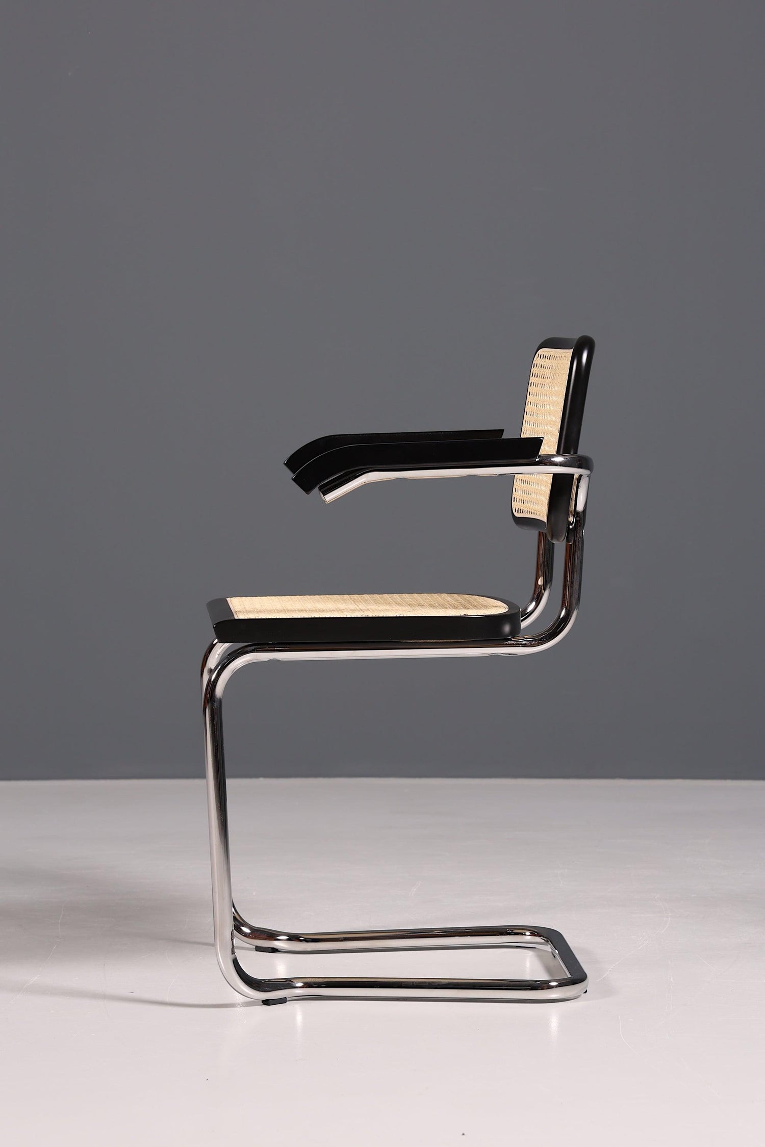 Korbgeflecht Freischwinger Armlehnstuhl "Milano" Made in Italy Schwarz Esszimmer Stuhl Wippstuhl Küchenstuhl