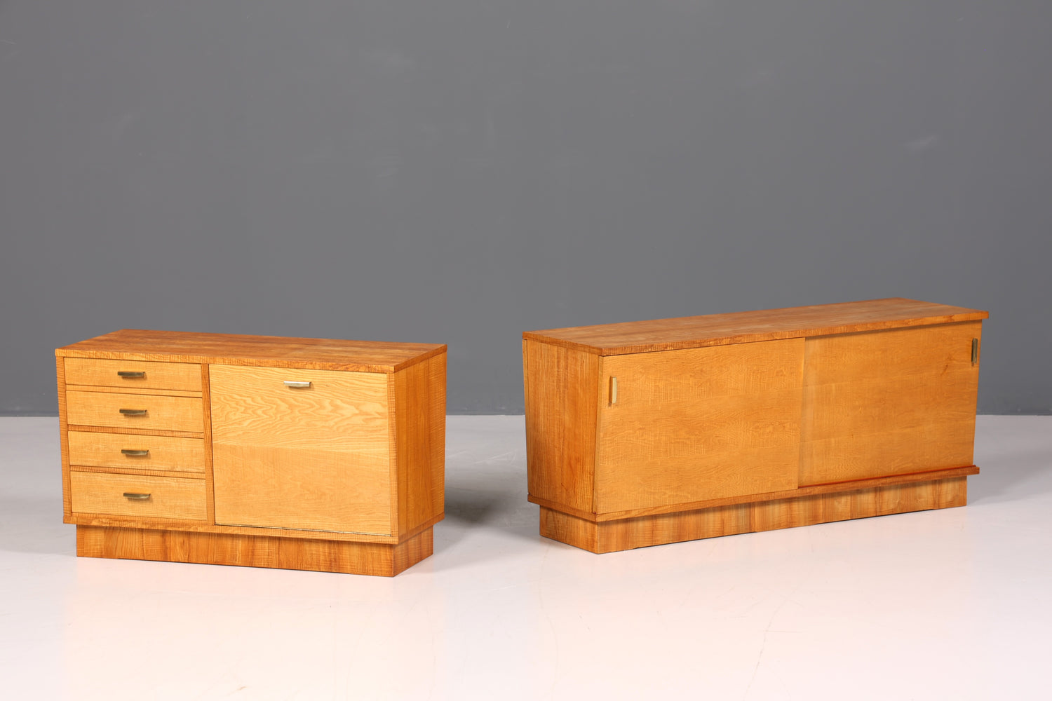 F509 Finition magnifique buffet vintage style années 60, commode, meuble TV, commode d&