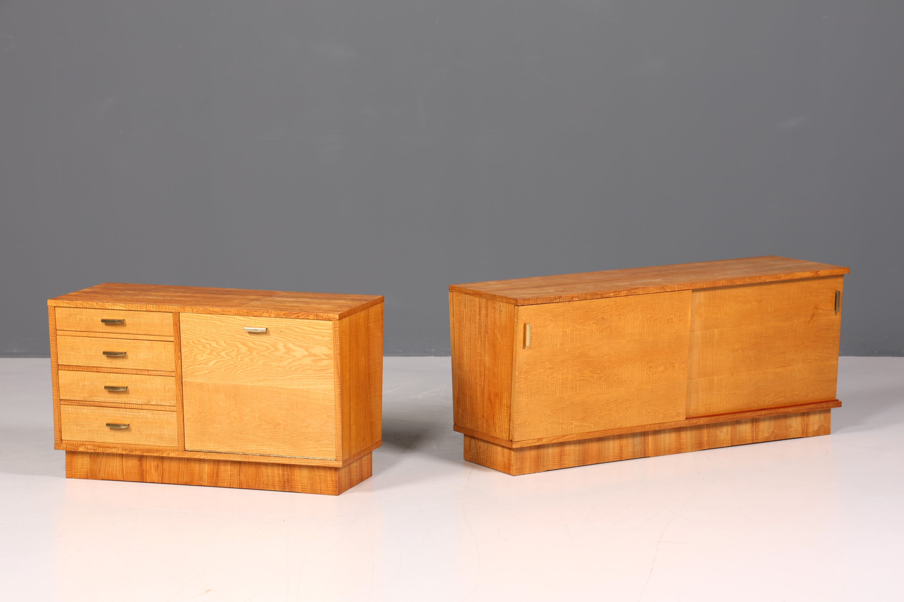 F509 Finition magnifique buffet vintage style années 60, commode, meuble TV, commode d&