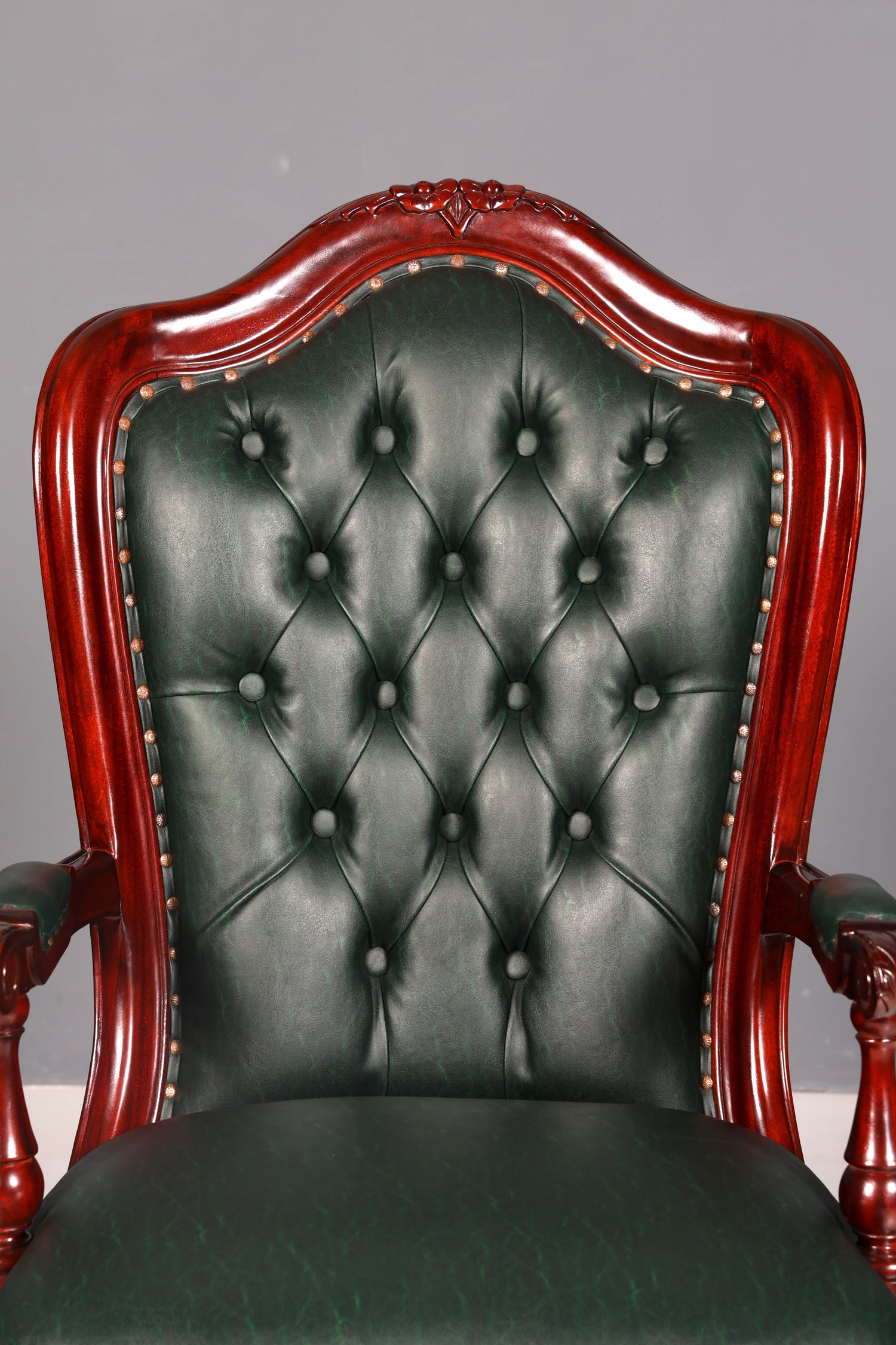 Edler Chesterfield Chefsessel Bürostuhl Grün Mahagoni Schreibtischstuhl Drehstuhl Englisch Vintage