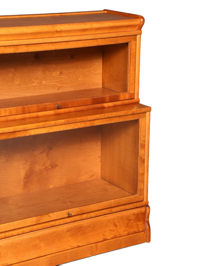 Hauptstadt Möblerei Boknäs Bücherregal aus Holz im Globe Wernicke Stil mit verglasten Klapptüren