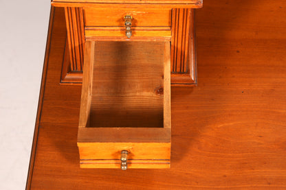 Buffet ancien Art Nouveau onirique avec miroir, commode d&