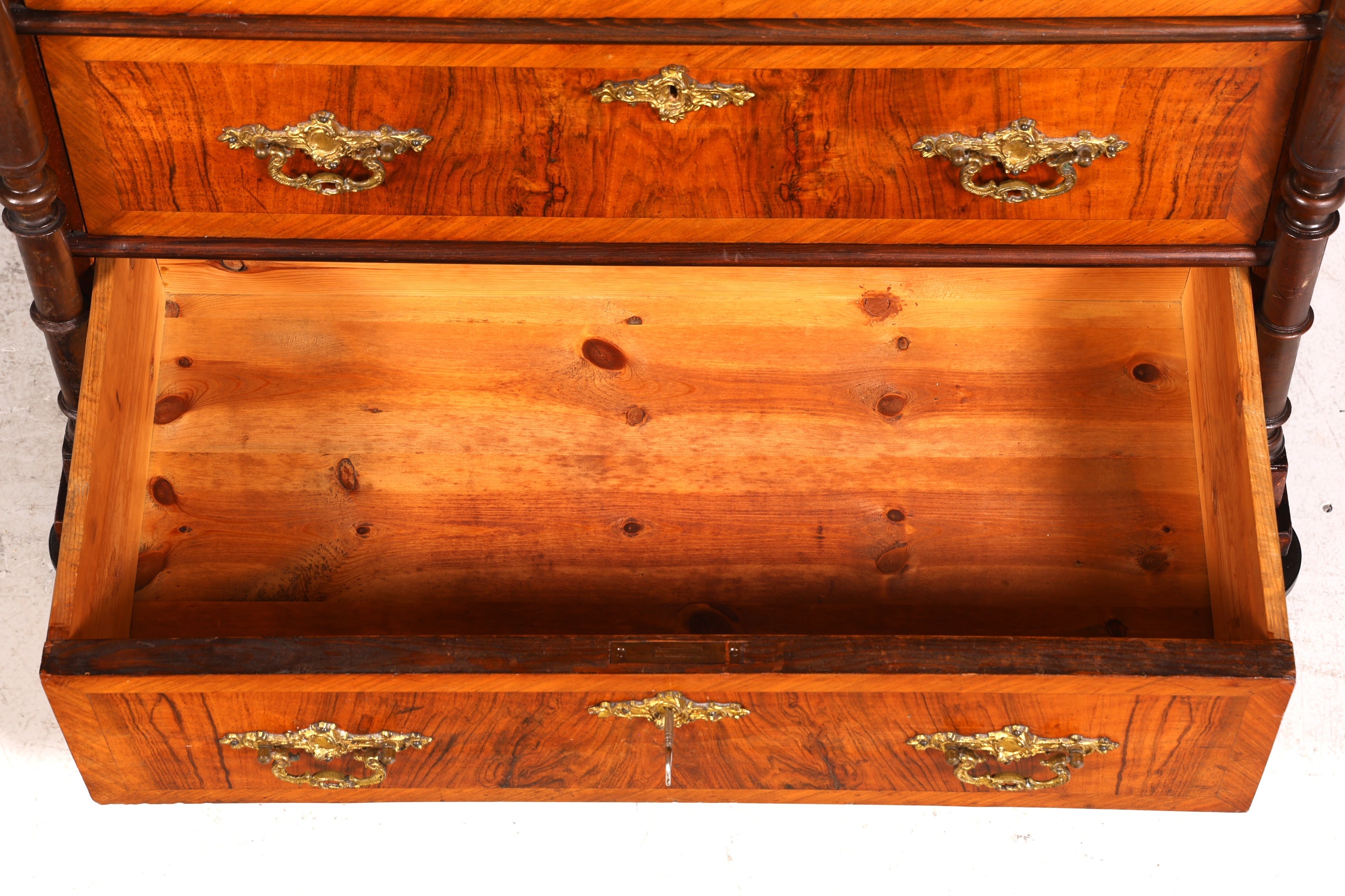 Magnifique commode Louis-Philippe de l&