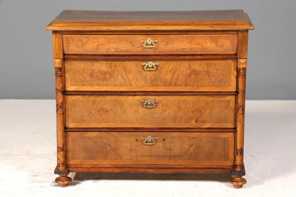 Edle Gründerzeit Kommode Louis Philippe Nussbaum Sideboard um 1880 Antik Schubladenkommode