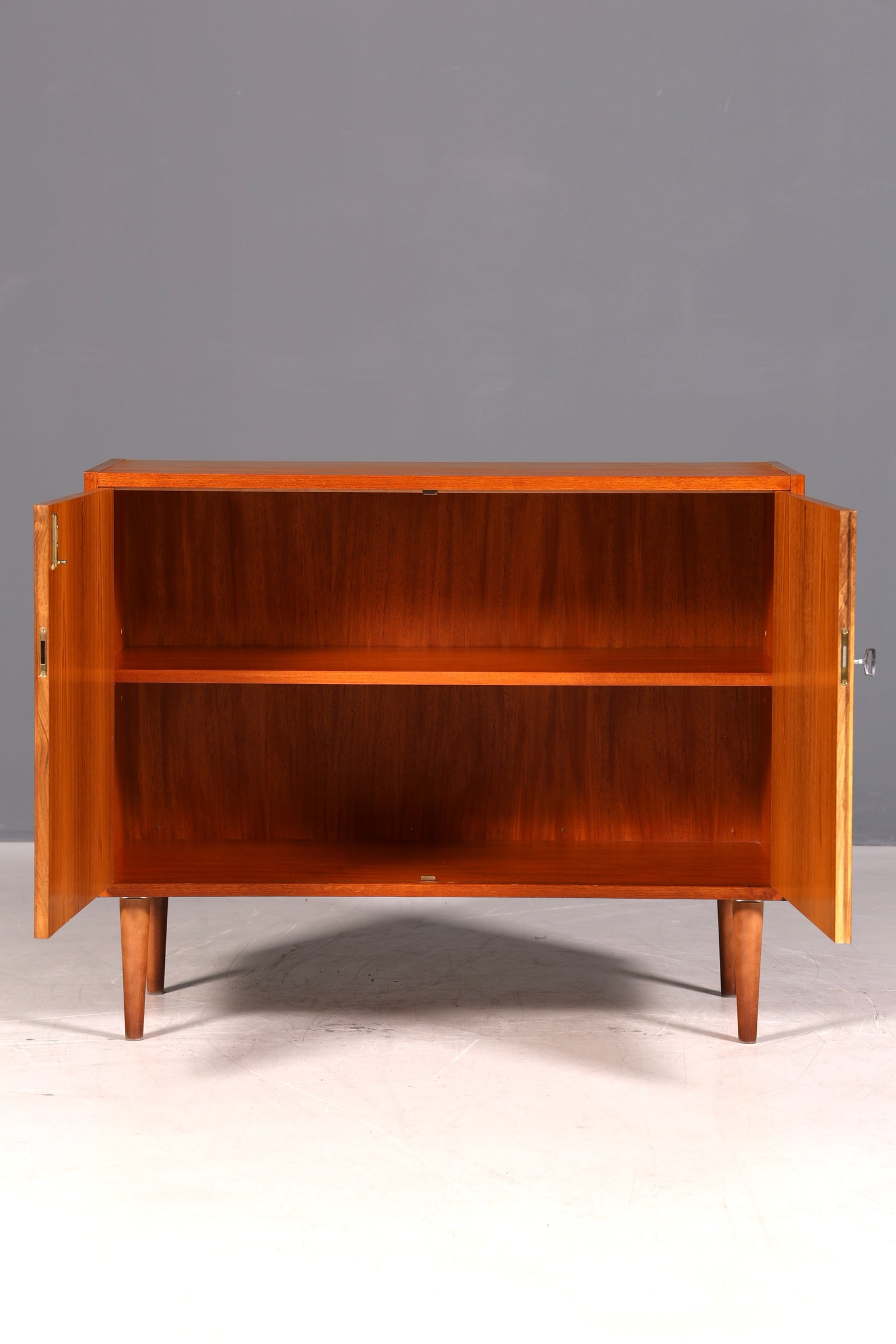 Traumhafte Mid Century Kommode Vintage Sideboard Retro Flur Kommode 60s Schrank Regal