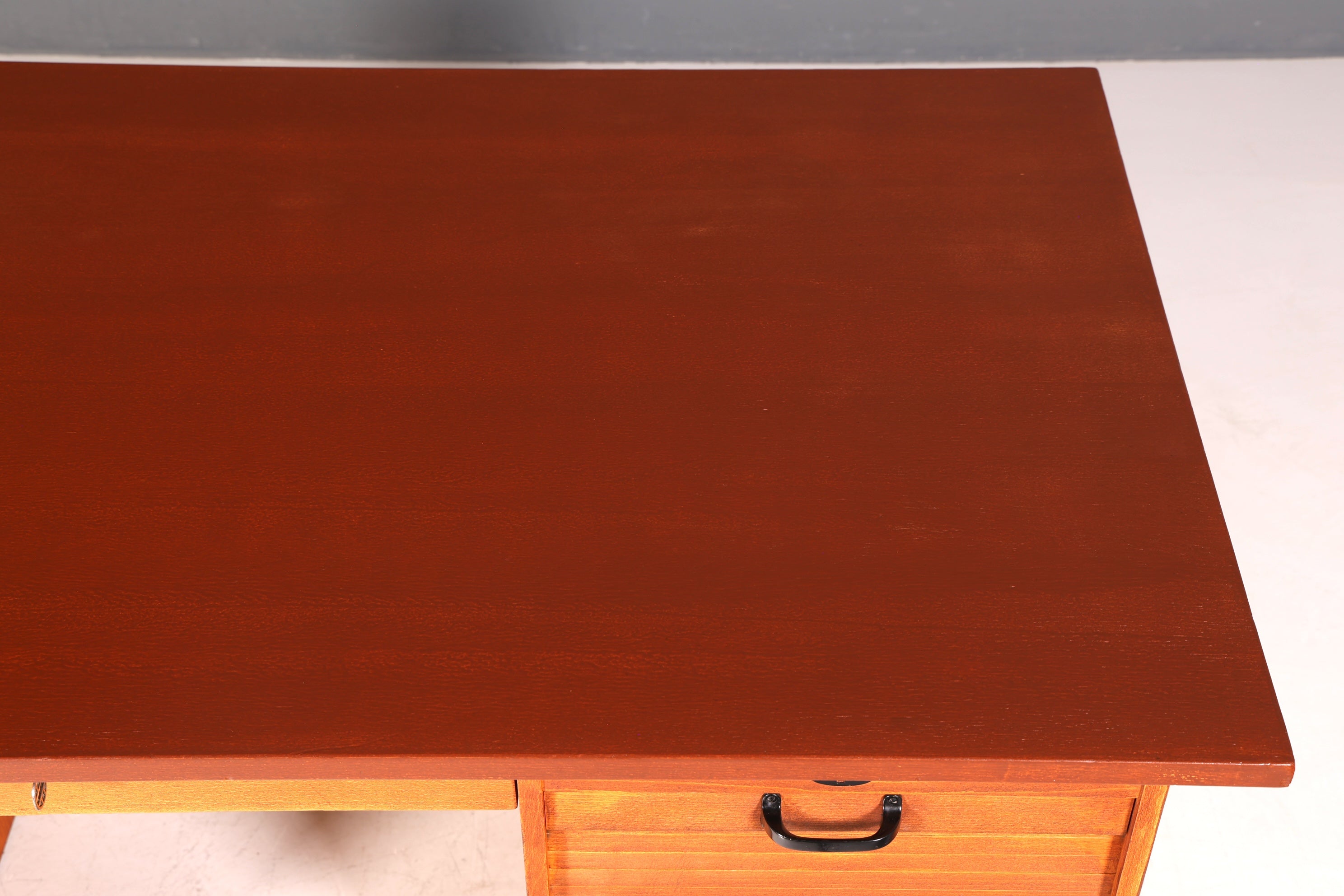 Wunderschöner Bauhaus Rollladen Schreibtisch Mid Century echt Holz Bürotisch Office Table