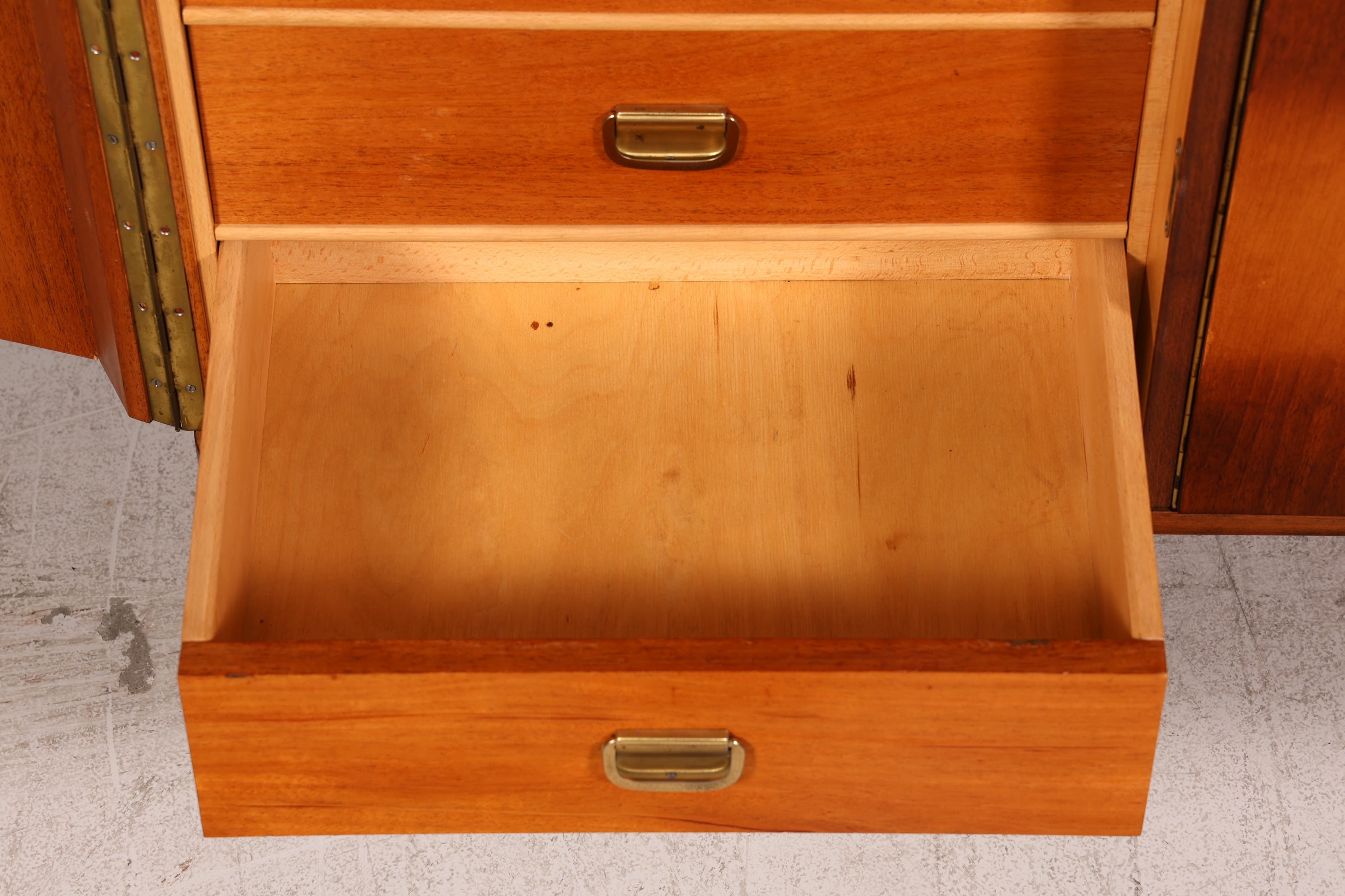 Wunderschönes Mid Century Sideboard Vintage Longboard TV Kommode Schrank Vintage Lowboard 60s Holz