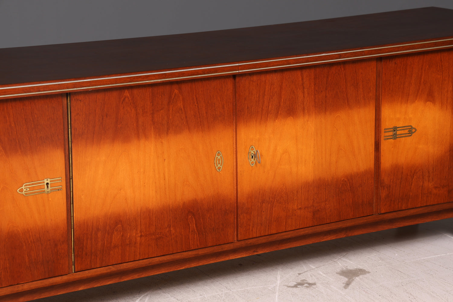 Wunderschönes Mid Century Sideboard Vintage Longboard TV Kommode Schrank Vintage Lowboard 60s Holz