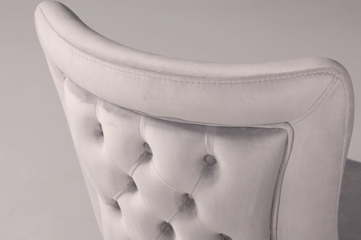 Edler Chesterfield Esszimmerstuhl "Valencia" in Grau