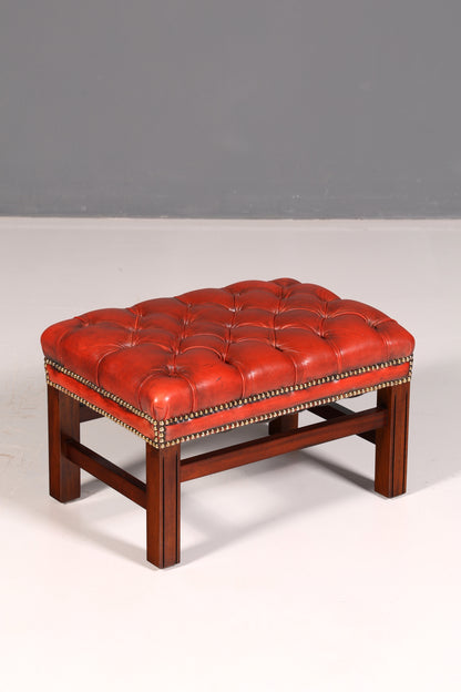 Fauteuil à oreilles Chesterfield original avec repose-pieds en cuir véritable, fauteuil anglais pour homme, fauteuil en cuir, antique et vintage