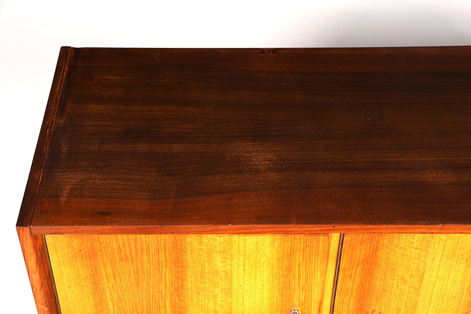 Buffet simple style années 50, meuble TV vintage, meuble style années 60, longboard rétro