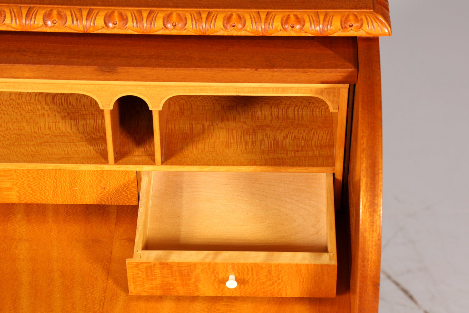 Traumhafter Rollladen Sekretär um 1930 Büro Kommode echt Holz Barock Stil Schreibtisch Bürokommode