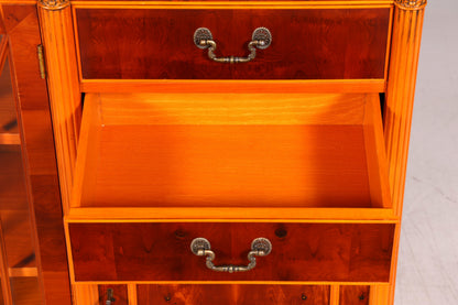 G802 Finish Wunderschöne Englische Vitrine Bücherschrank Buffet Antik Stil Englisch Eibe Glasvitrine Bibliothek (Kopie)