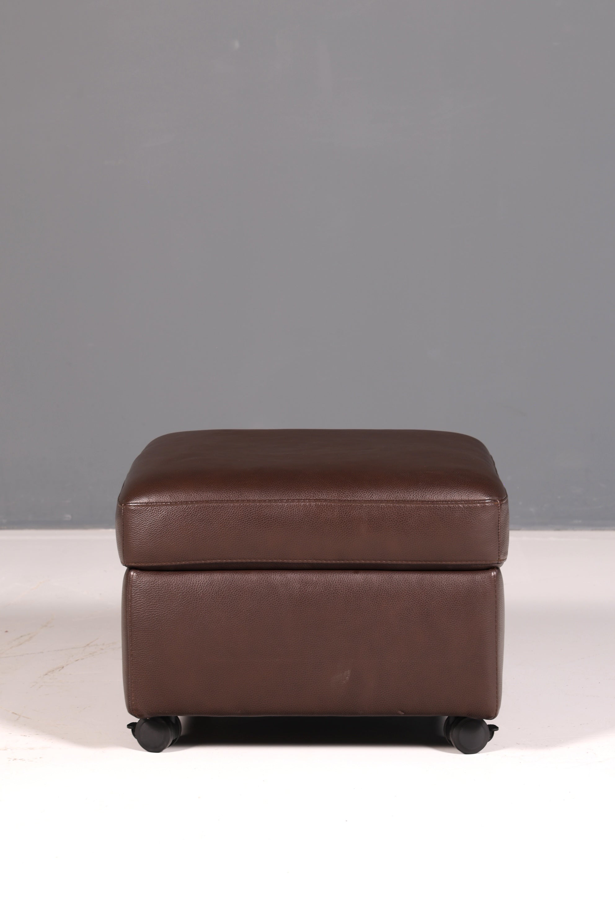 Wunderschönes Stressless E200 Ecksofa Echtleder Braun Sofa mit Récamière Hocker Ledersofa Couch Vintage