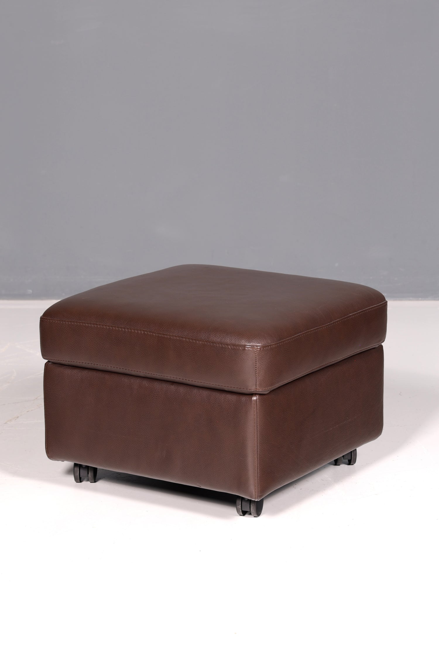 Wunderschönes Stressless E200 Ecksofa Echtleder Braun Sofa mit Récamière Hocker Ledersofa Couch Vintage