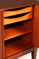 Wunderschönes Englisches Sideboard Mahagoni Schrank Antik 60s Buffetschrank TV Sideboard