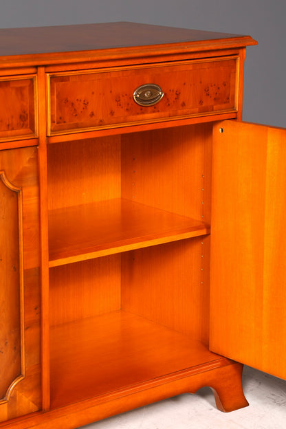 G139 Finish HELDENSE Wunderschönes Englisches Sideboard Eibe Schrank Antik Stil Buffetschrank Kommode