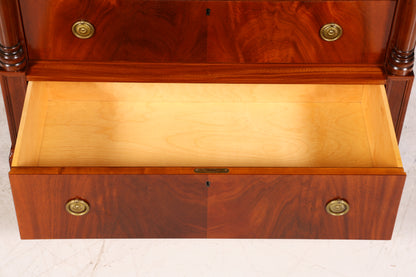 Stilvoller Sekretär im Biedermeier Stil Englisch Kommode Antik Bürokommode