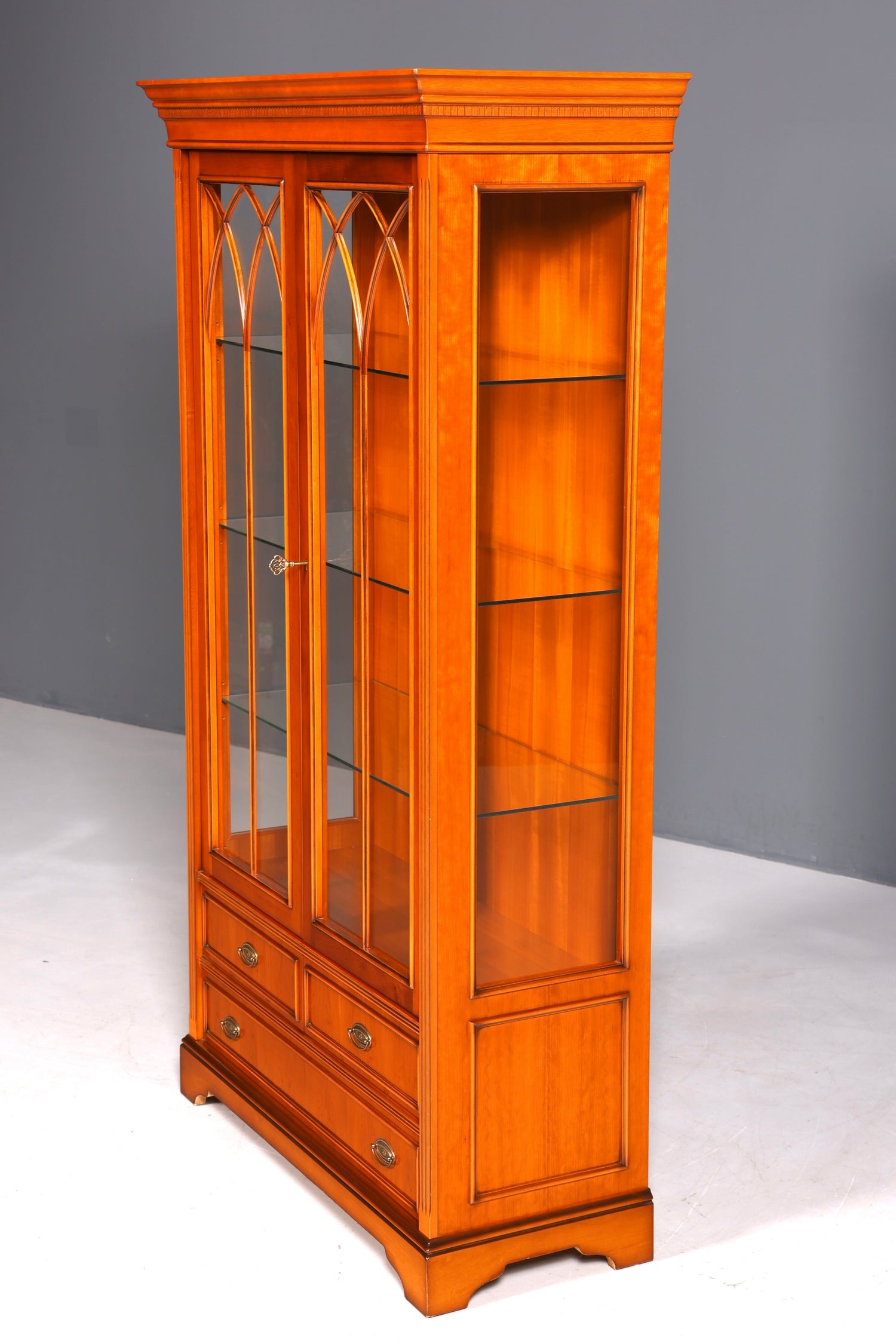 Magnifique vitrine en bois d&