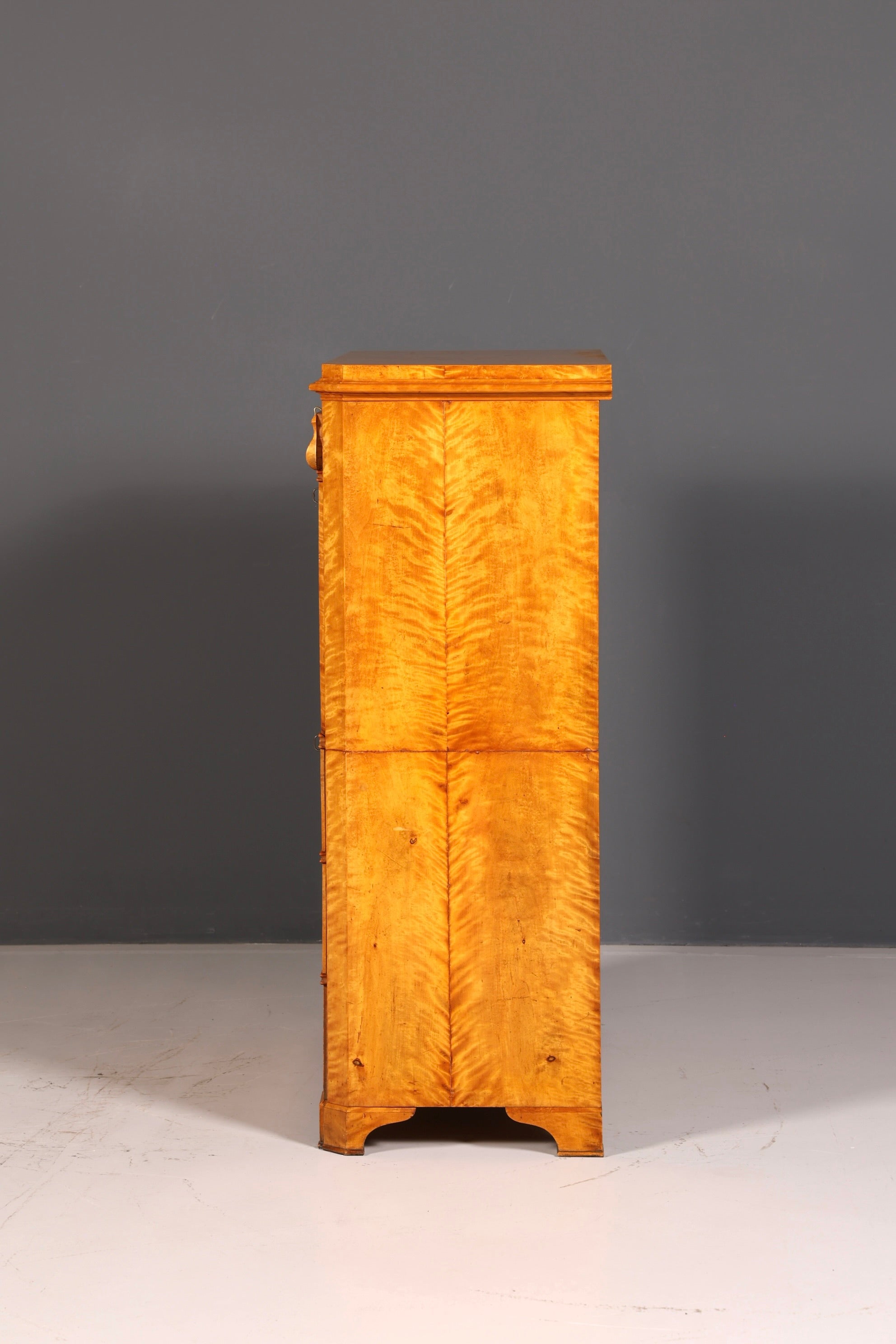 Impressionnant secrétaire Biedermeier, chiffonnier, commode antique, meuble de bureau, commode à écrire, bahut haut.