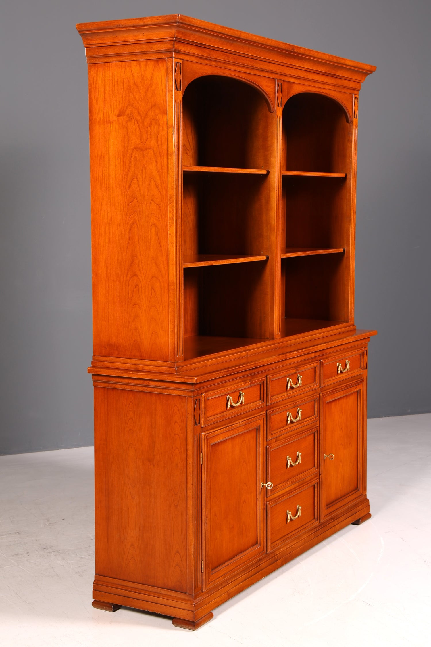 G144 Finish cm SELVA Wunderschönes Englisches Bücherregal Eibe Antik Regal Bookshelf Buchablage 60s