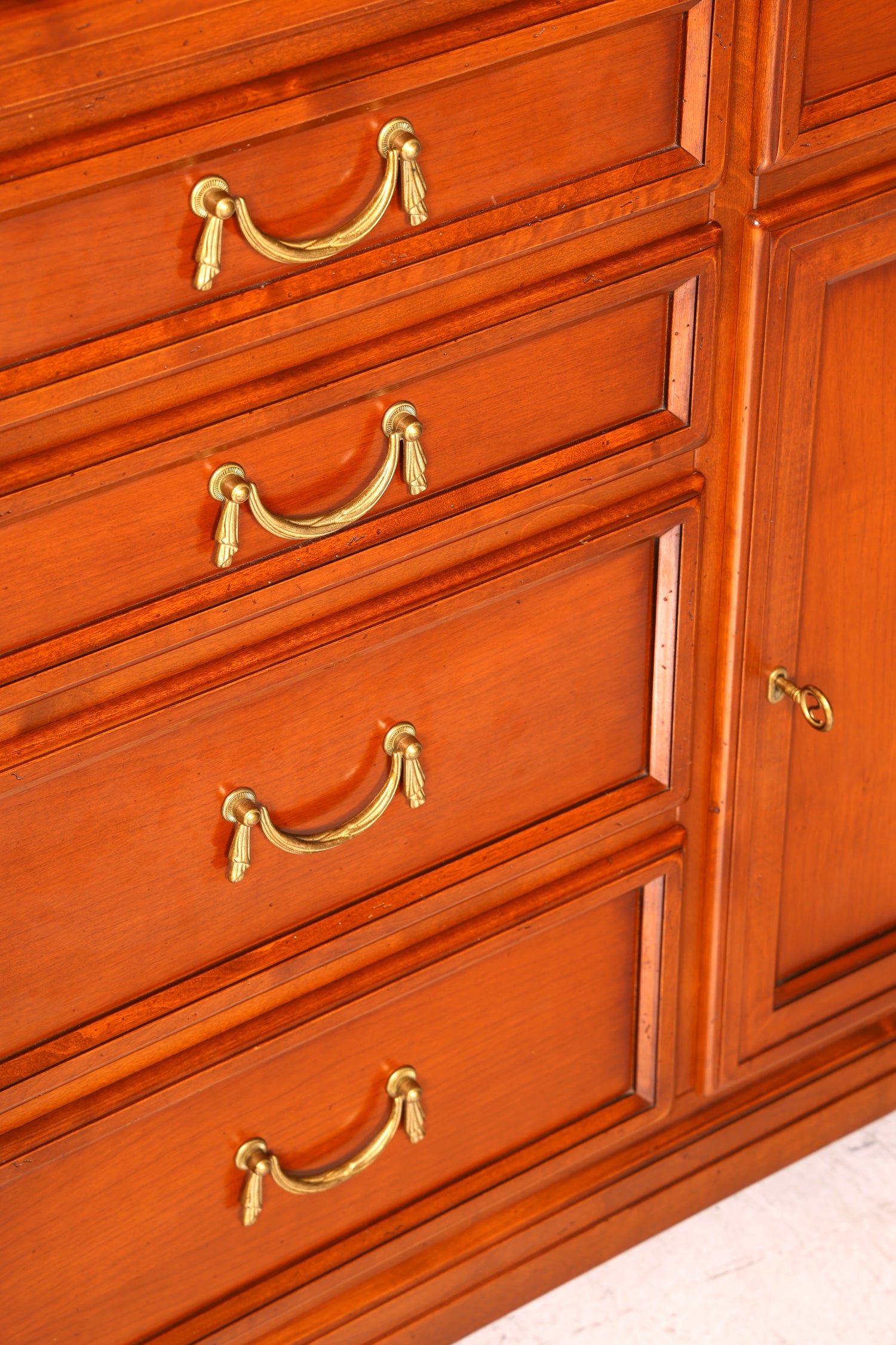 G144 Finish cm SELVA Wunderschönes Englisches Bücherregal Eibe Antik Regal Bookshelf Buchablage 60s