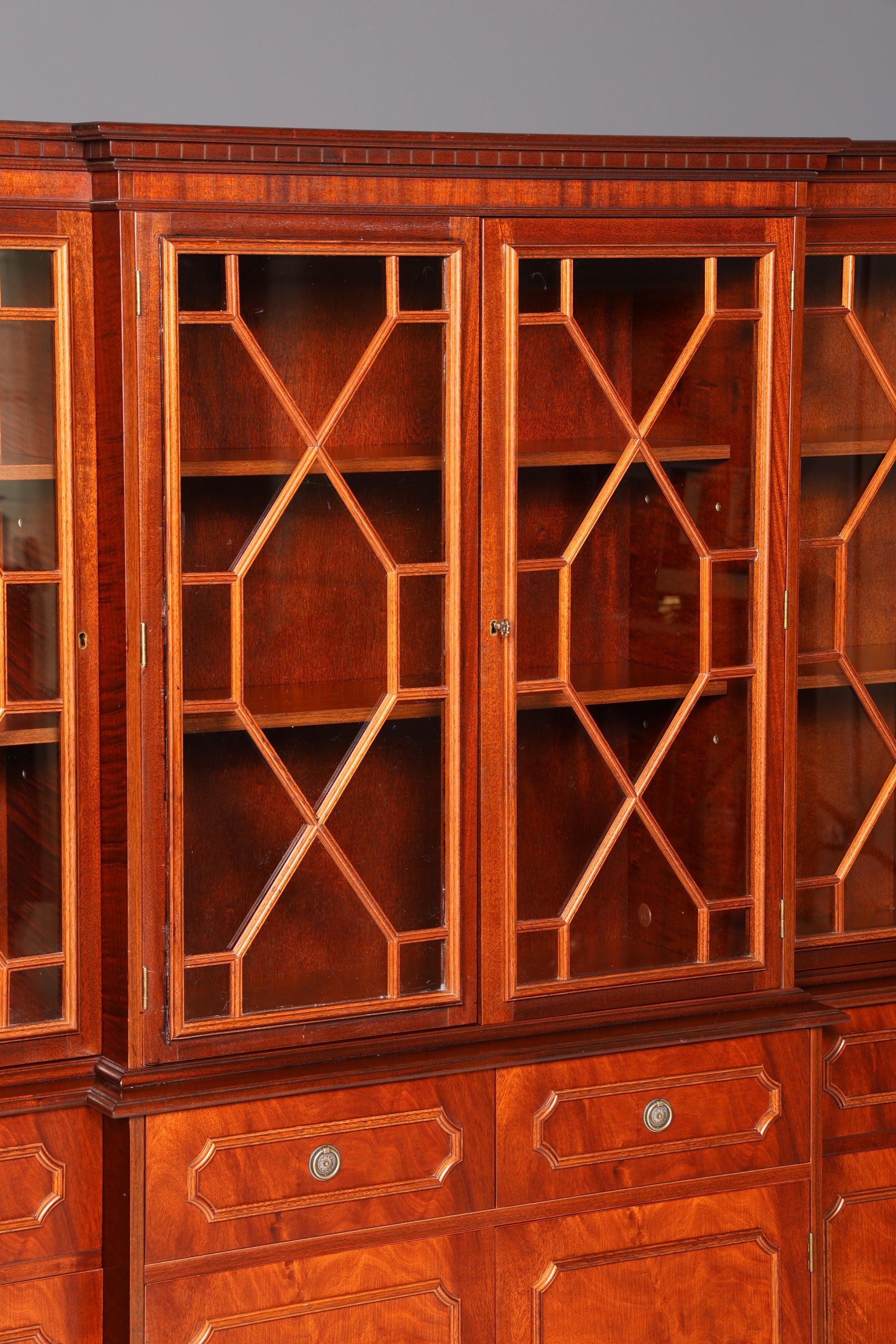 Impressionnante vitrine anglaise, bibliothèque, armoire à livres, vitrine en verre, buffet, armoire en bois véritable, antique et vintage