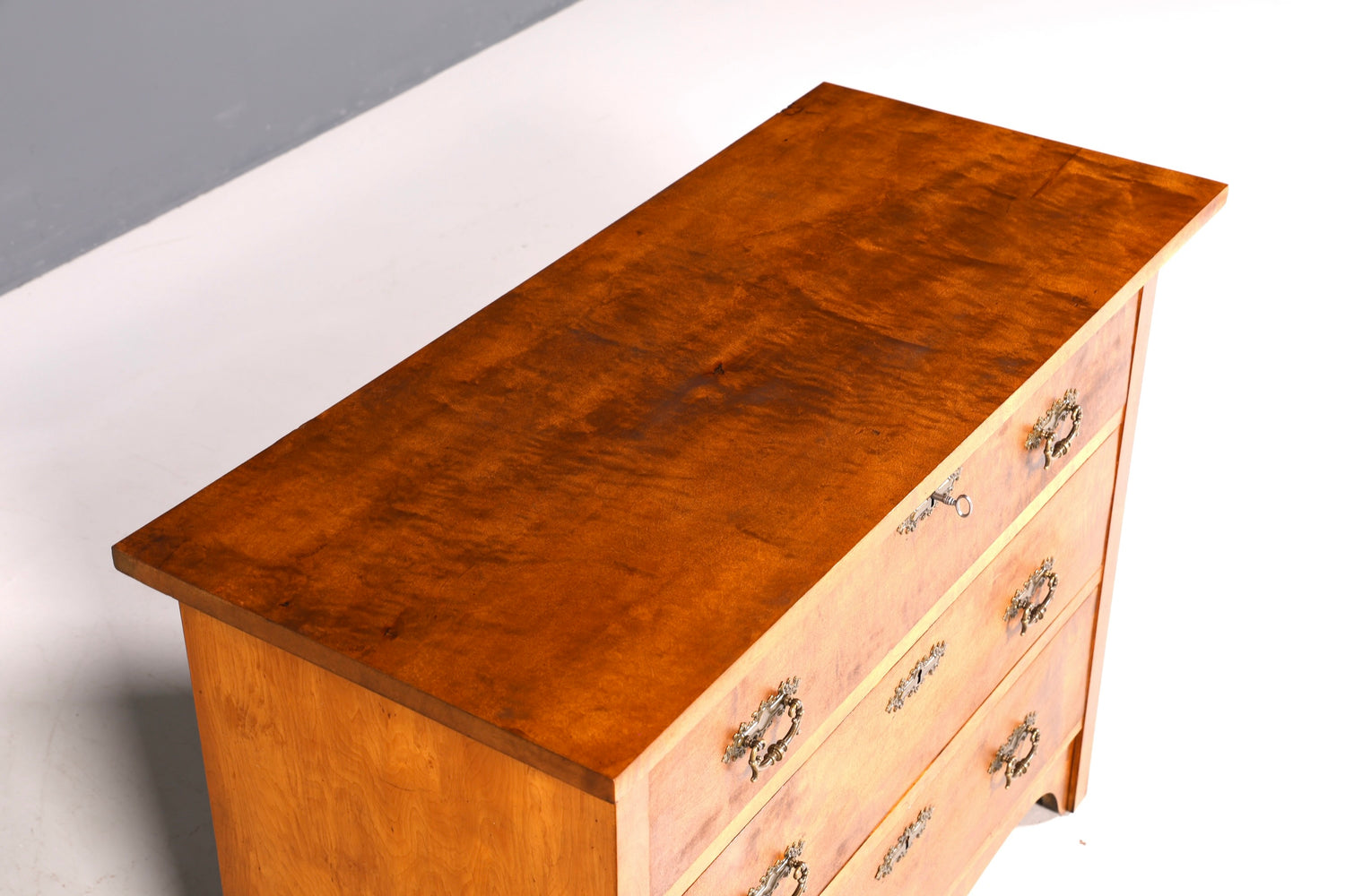 Magnifique commode Gründerzeit (fin du XIXe siècle), buffet ancien Art nouveau, commode, coffre à linge