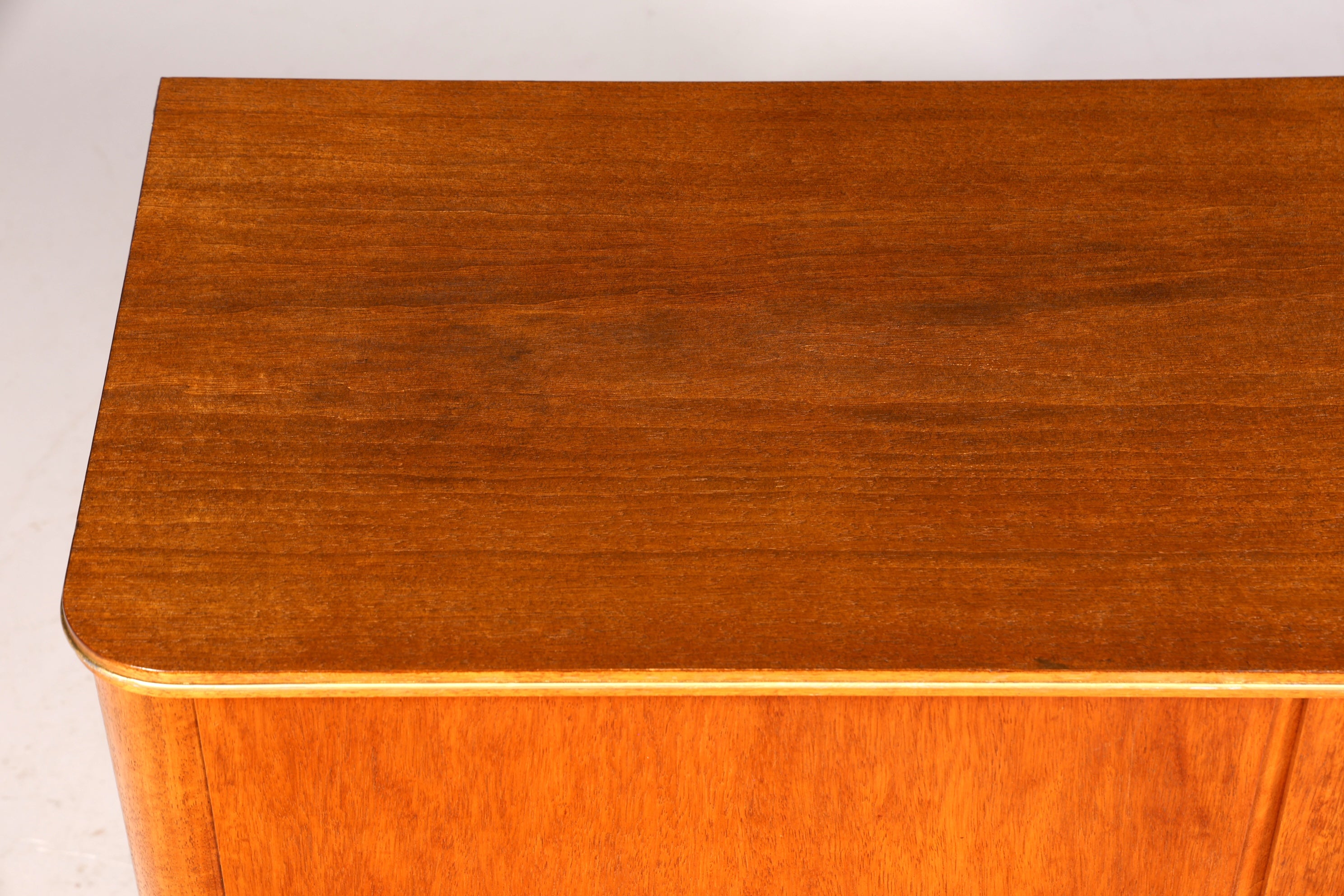 Meuble de style années 60, commode vintage, commode rétro pour entrée, buffet années 60