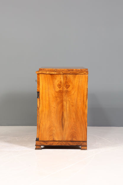 Beeindruckende Originale Biedermeier Kommode um 1860 Antik Sideboard Schubladenkommode
