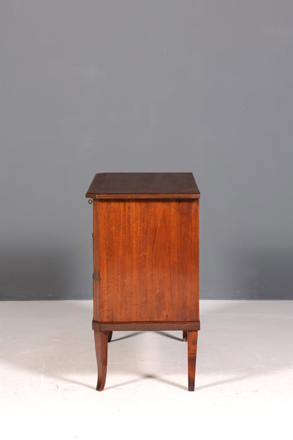 Magnifique commode de style gustavien, en bois véritable, commode en lin de style anglais