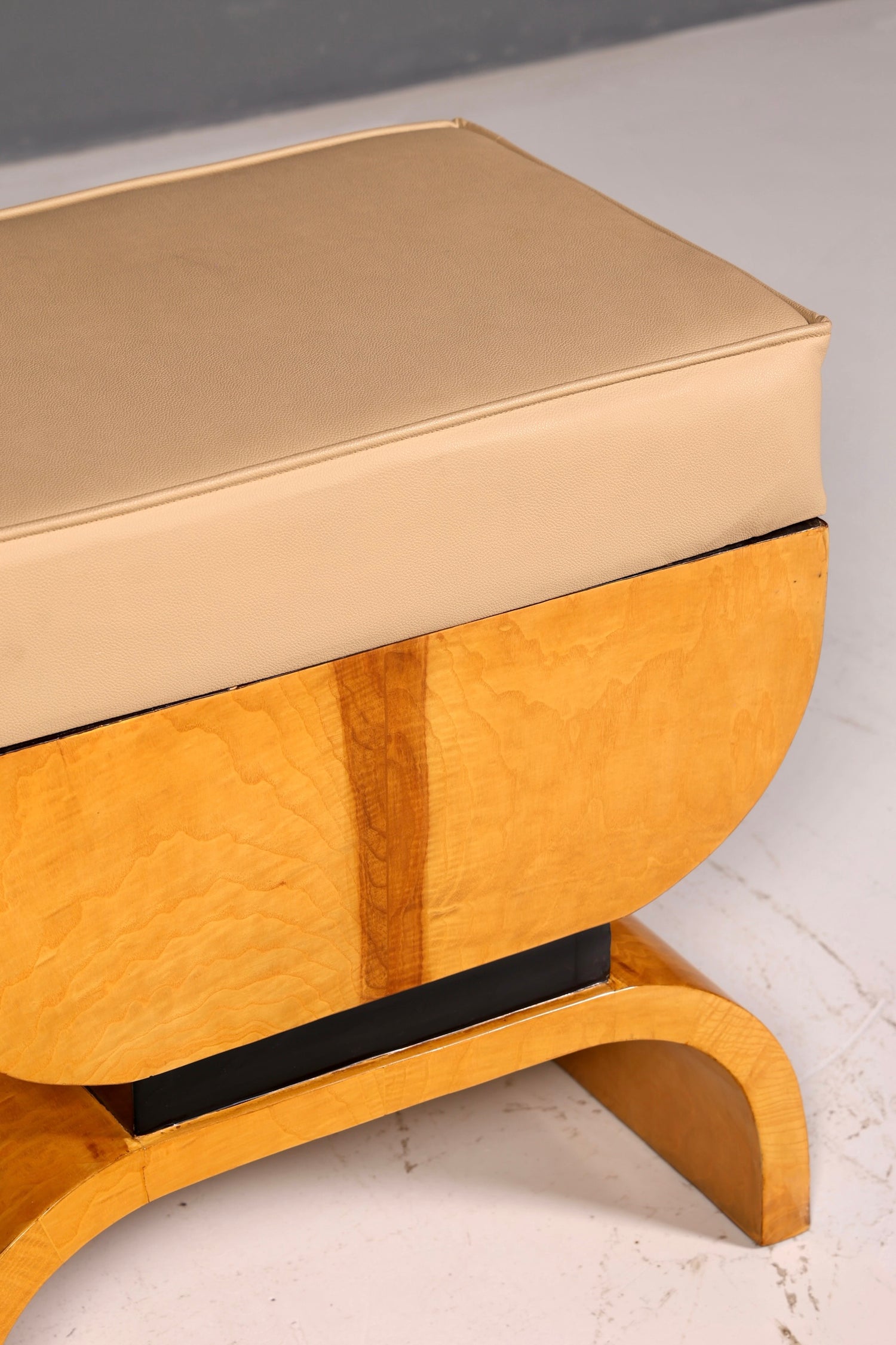 Magnifique tabouret de style Art déco en bouleau, tabouret d’assise, repose-pieds, banc repose-pieds, antique vintage
